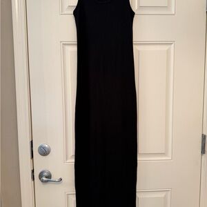 Sleeveless Black Maxi Dress - Modern Essential